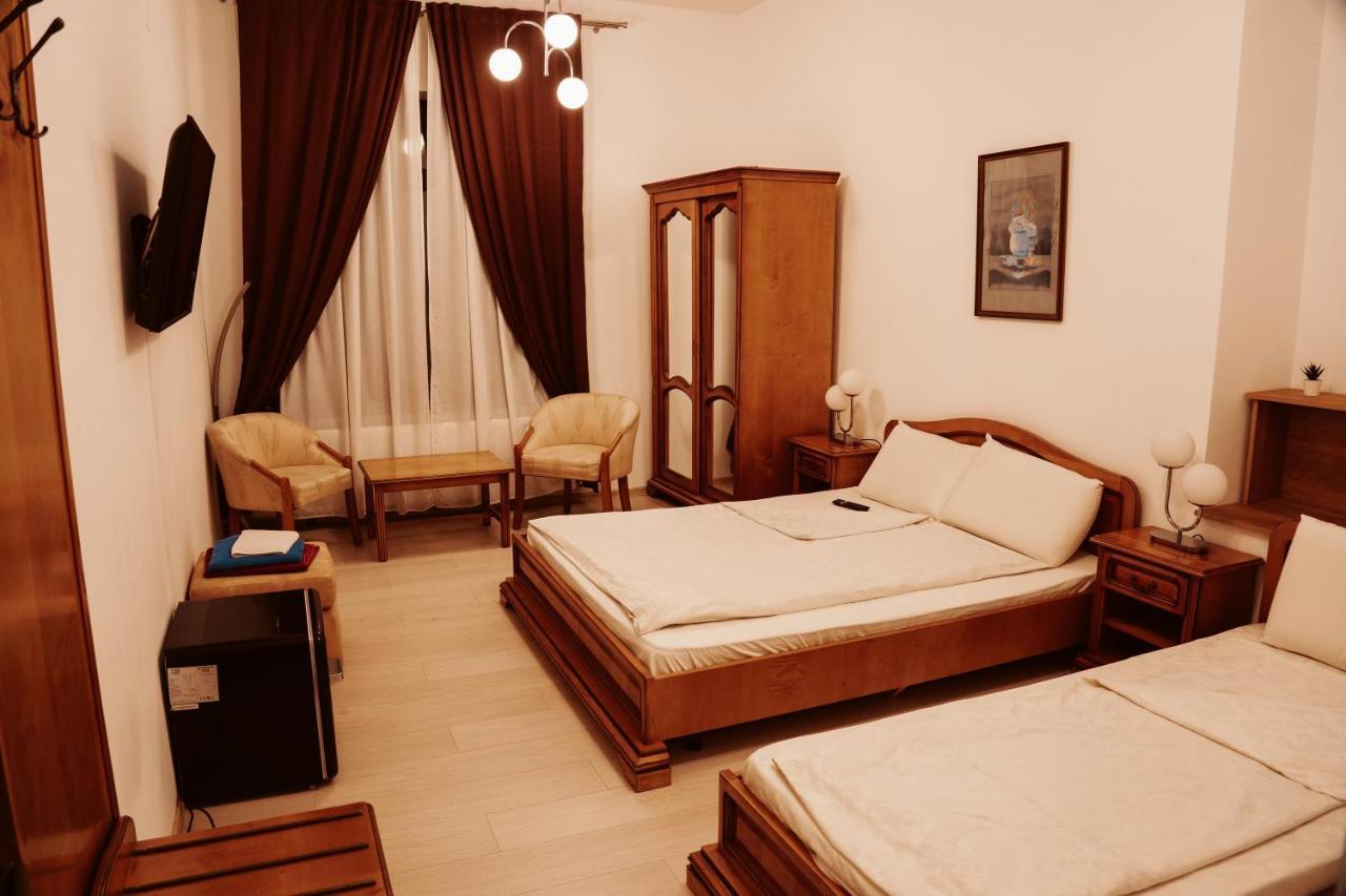 Escape Pensiune Bechet Экстерьер фото